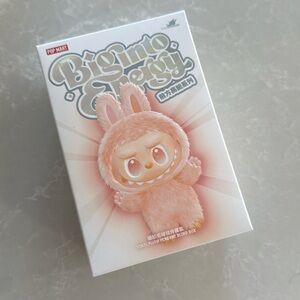 Labubu Big Into Energy - Love - unopened